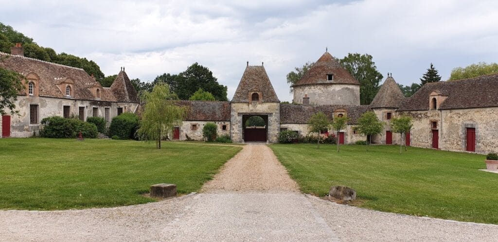 Château de Neuville: A Sixteenth-Century Estate in France 2 Château de Neuville