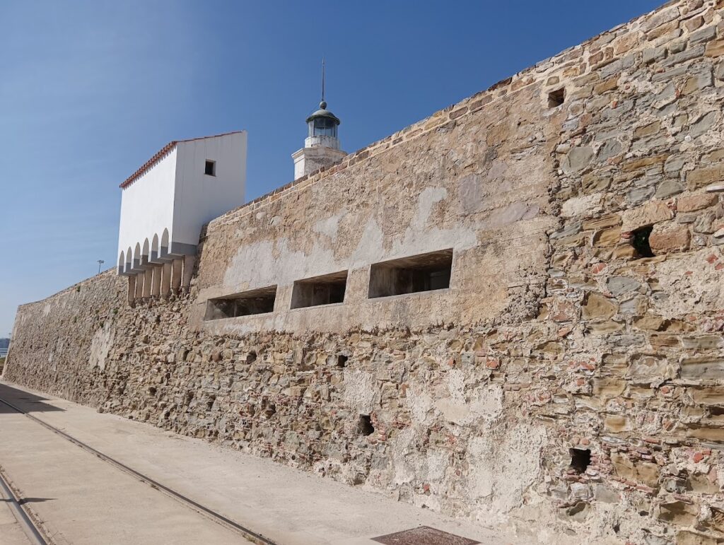 Fuerte de Isla Verde: A Historic Coastal Fortification in Algeciras, Spain 6 Fuerte de Isla Verde