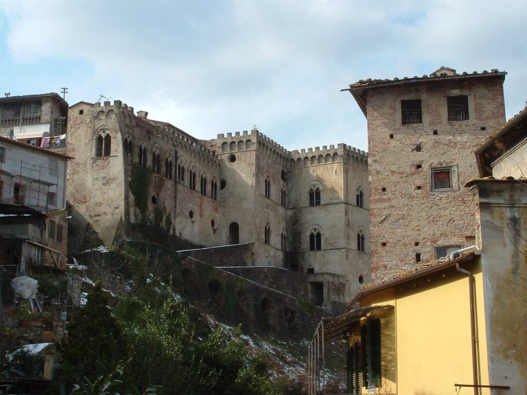 Castel Tonini: A Fortified Settlement and Historic Palace Complex in Buti, Italy