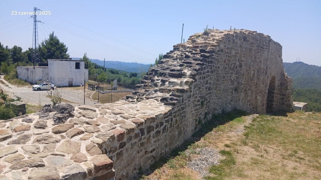 Ishëm Fortress: An Ottoman Stronghold in Albania 4 Ishëm Fortress