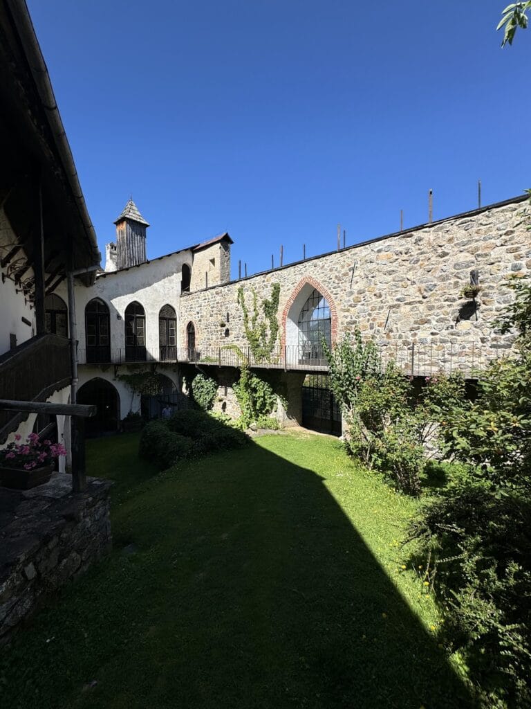 Schloss Rothenfels: A Medieval Rock Castle and Administrative Seat in Austria 3 Schloss Rothenfels