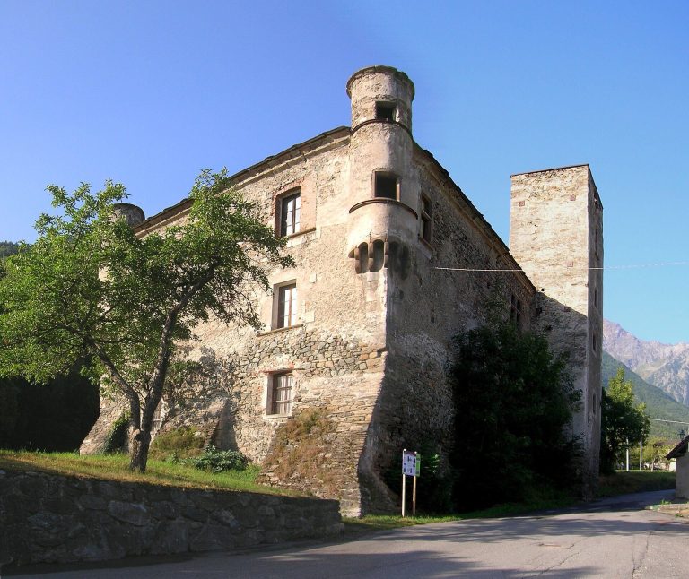 Castello di Saint-Marcel: A Rural Residential Castle in Italy
