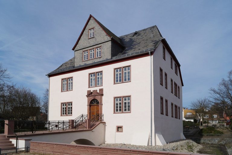Schelmenburg: A Medieval Water Castle and Baroque Château in Germany