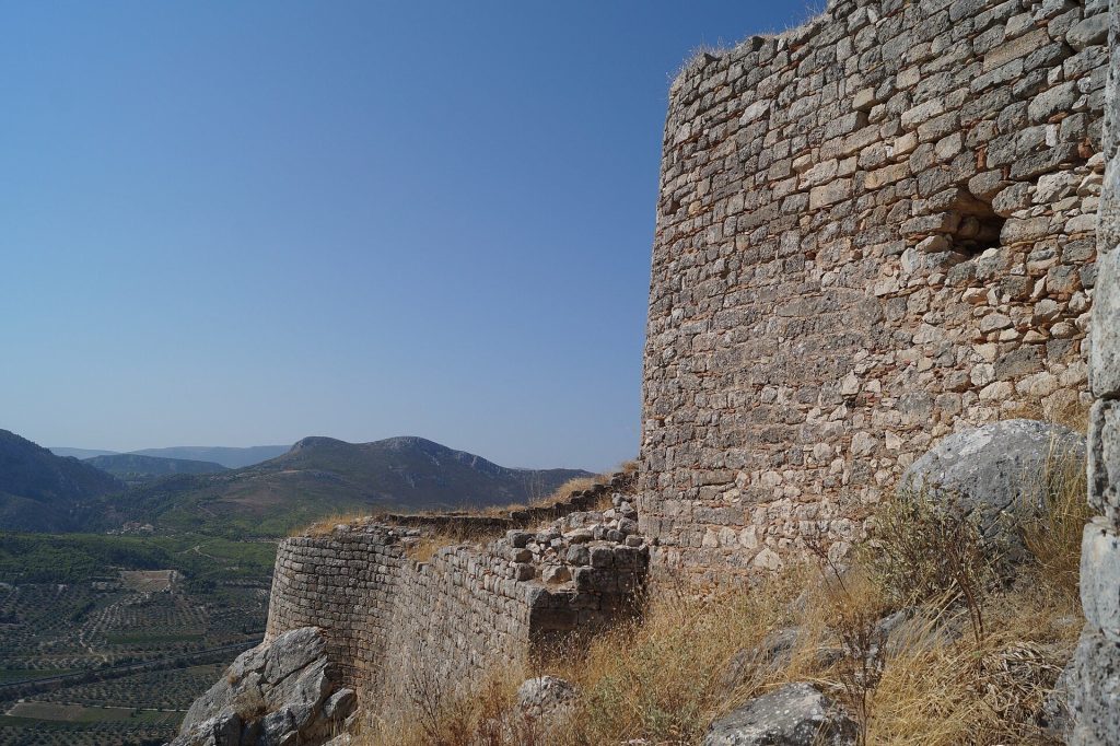 Penteskoufi Castle: A Frankish Fortress near Corinth 4 Penteskoufi Castle