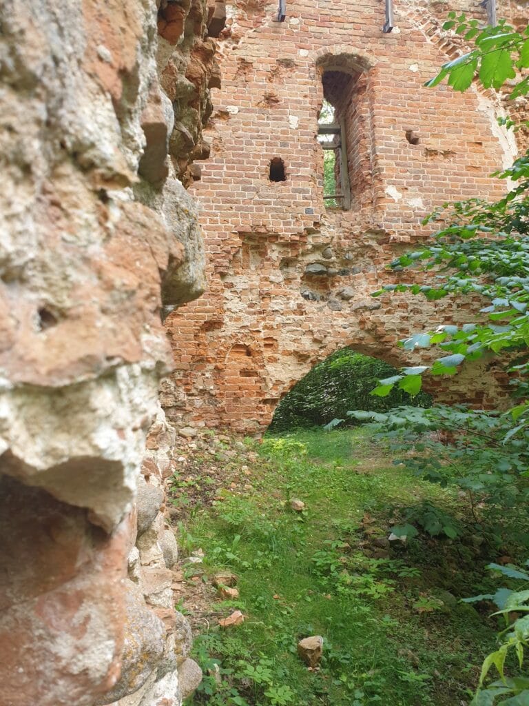 Rõngu Castle: A Bishopric Fortress in Estonia 3 Rõngu Castle
