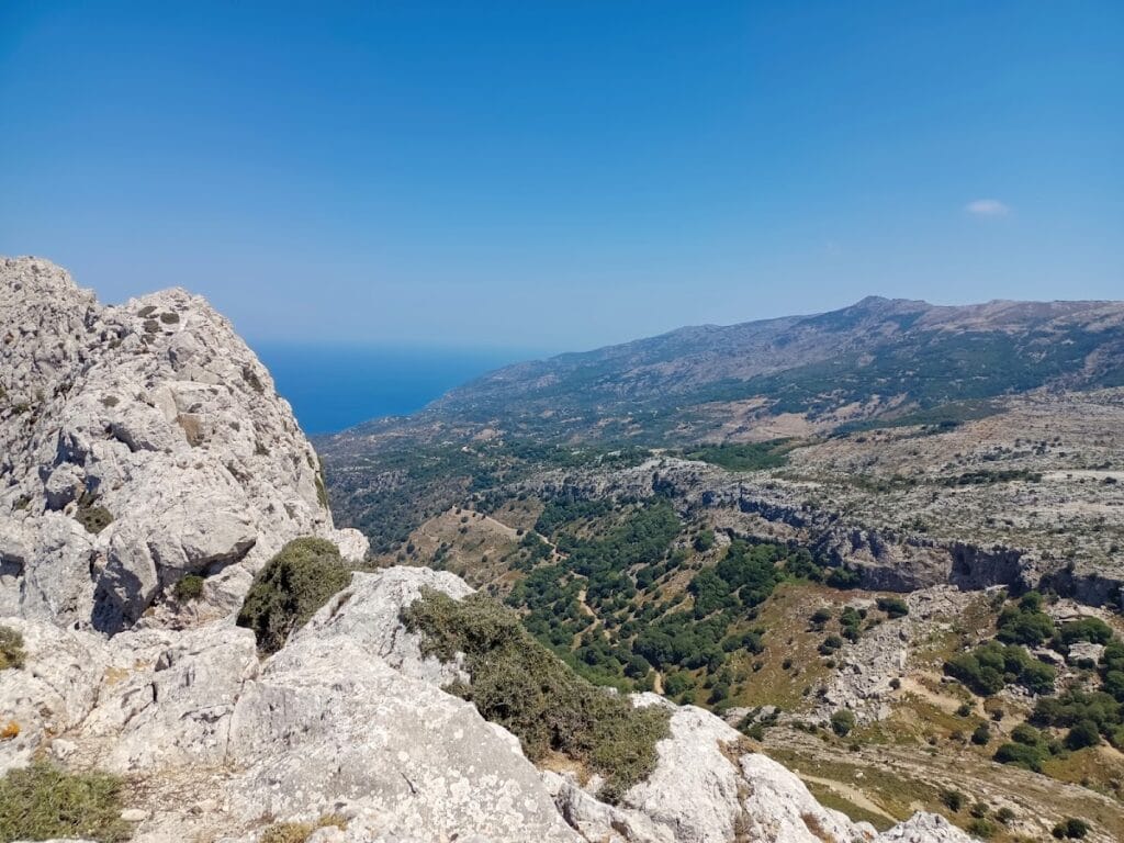 Castle of Koskina: A Byzantine and Medieval Fortress in Ikaria, Greece 10 Castle of Koskina