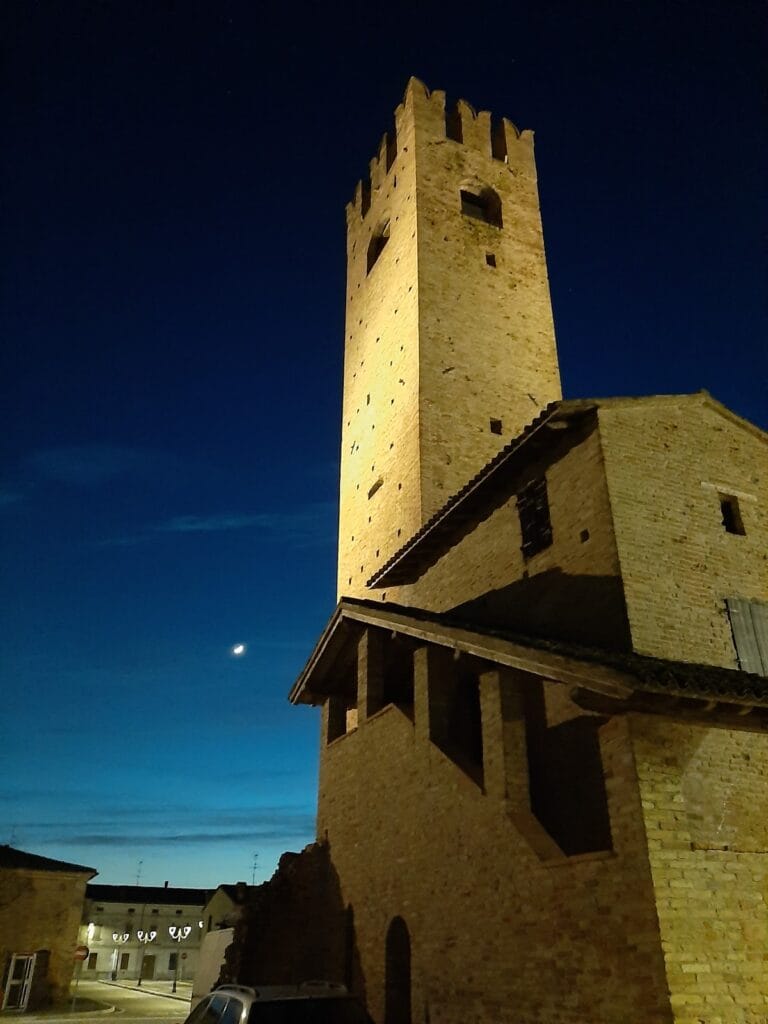 Castello di Mariana Mantovana: A Medieval and Renaissance Fortress in Italy