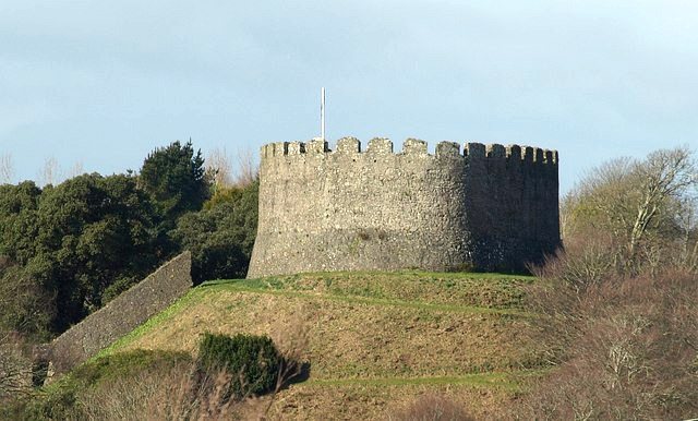 Trematon Castle: A Norman Motte-and-Bailey Stronghold in Cornwall