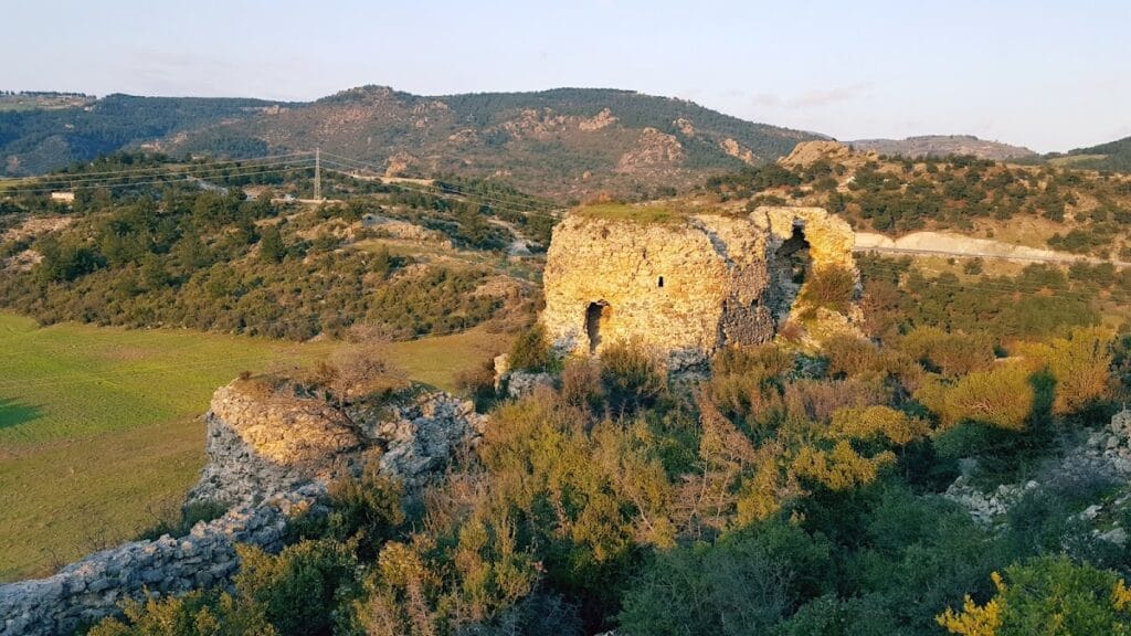 Atikhisar Fortress (Atikhisar Kalesi), Türkiye: A Late Antique Stronghold 2 Atikhisar Kalesi, Çanakkale