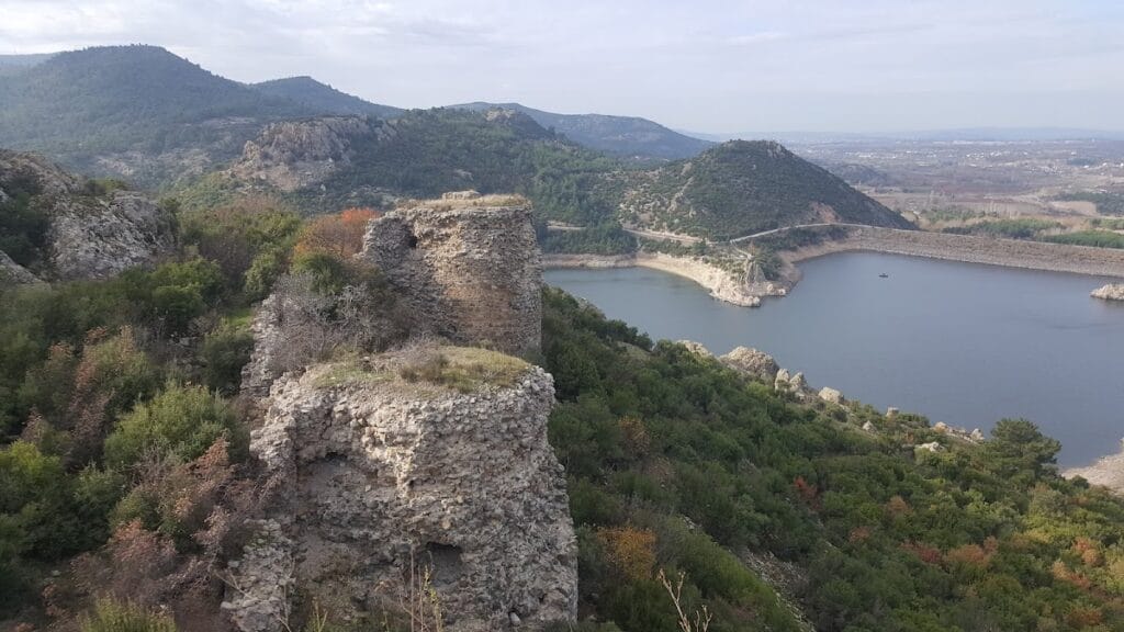 Atikhisar Fortress (Atikhisar Kalesi), Türkiye: A Late Antique Stronghold 3 Atikhisar Kalesi, Çanakkale