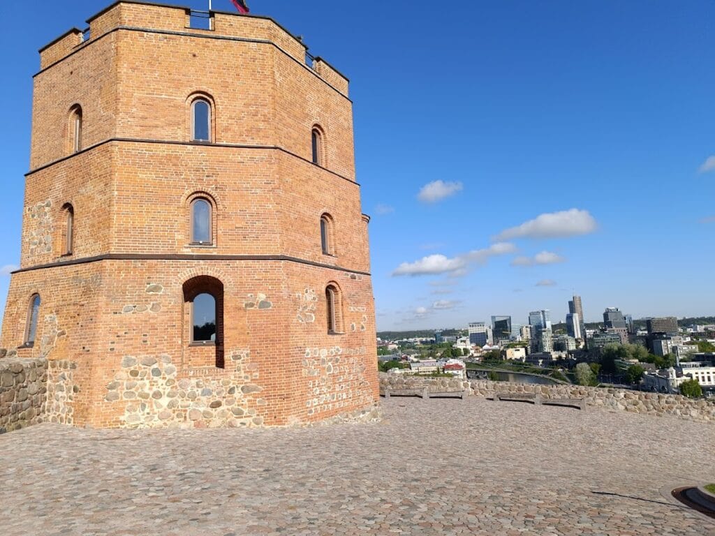 Vilnius Castle Complex: A Historic Lithuanian Stronghold and Cultural Center 7 Vilnius Castle Complex