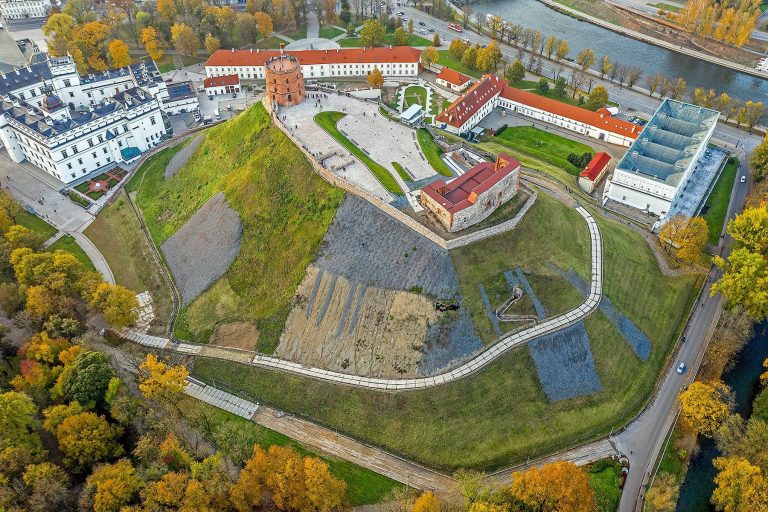 Vilnius Castle Complex: Lithuania’s Historic Defensive and Royal Center