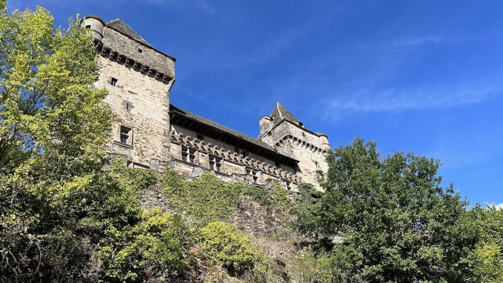 Messilhac Castle: A Medieval Fortress and Renaissance Residence in France 2 Chateau de Messilhac
