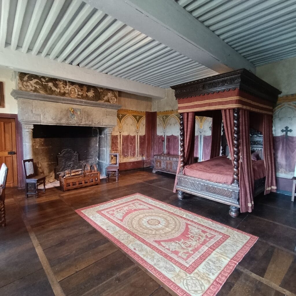 Messilhac Castle: A Medieval Fortress and Renaissance Residence in France 3 Chateau de Messilhac