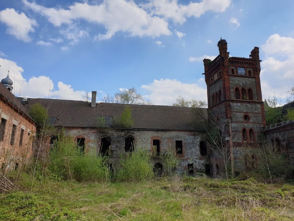 Castle in Łąka Prudnicka