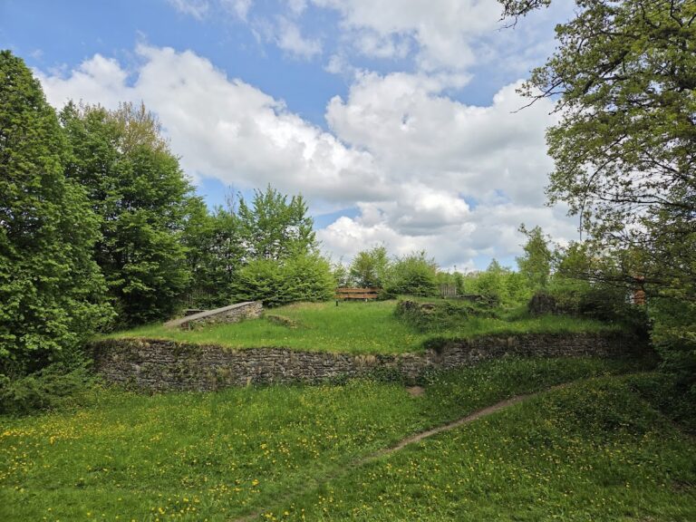 Peperburg: A Medieval Hill Castle Ruin in Lennestadt, Germany