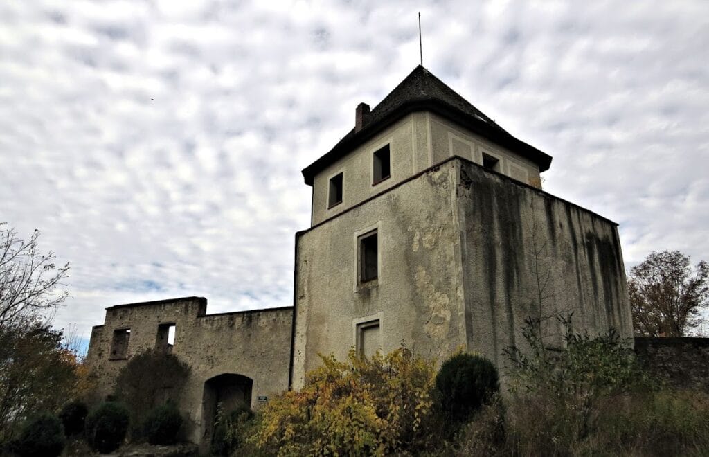 Burg Natternberg: A Medieval Summit Castle in Germany 2 Burg Natternberg