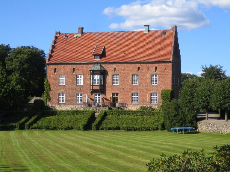Knutstorp Castle: A Sixteenth-Century Fortified Residence in Sweden