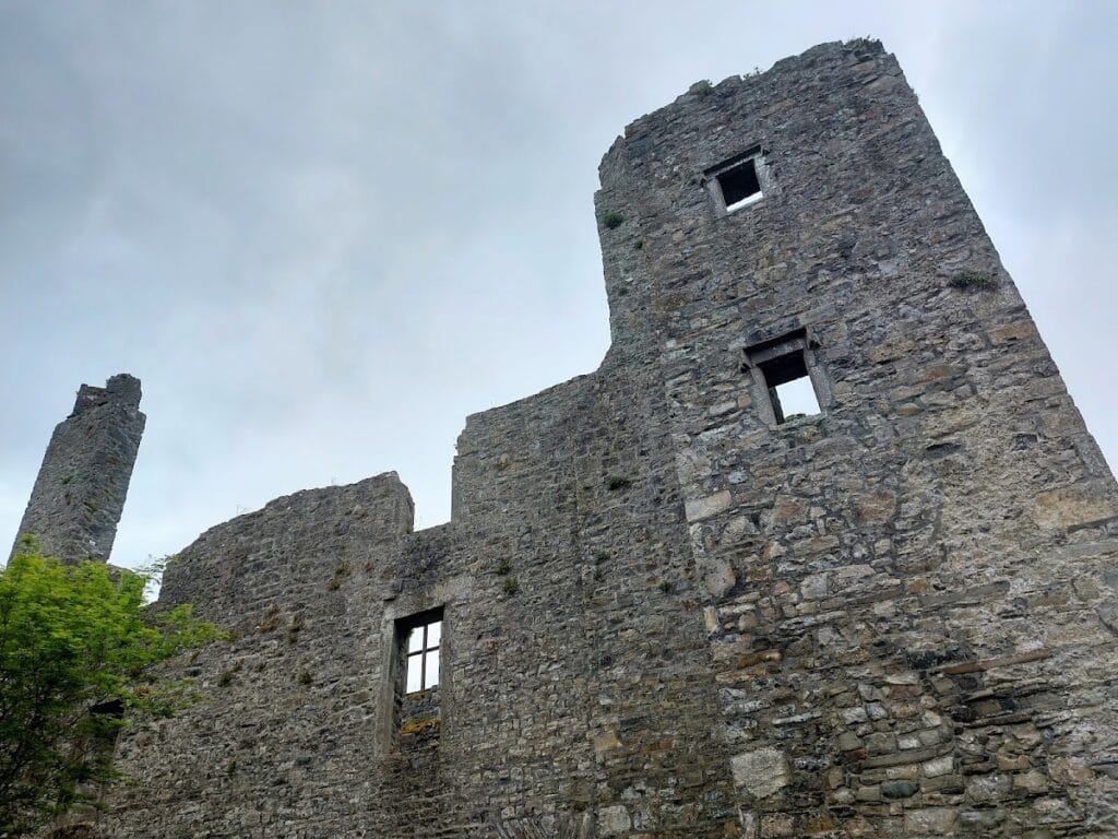 Athlumney Castle: A Medieval Tower House and Tudor Fortified Residence in Ireland 3 Athlumney Castle