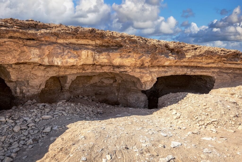 Qasr Tuba: An Umayyad Desert Palace and Caravanserai in Jordan 3 Qasr Tuba