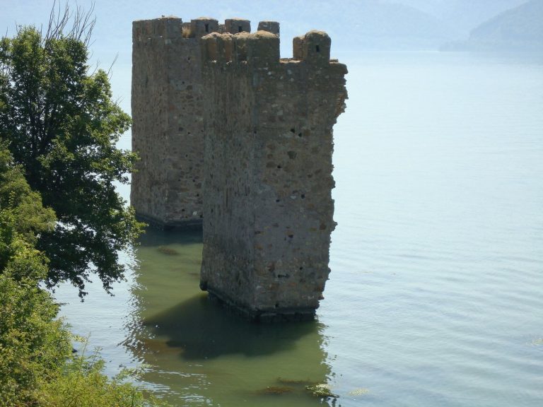 Tricule Fortress: A Medieval Danube Frontier Stronghold in Romania