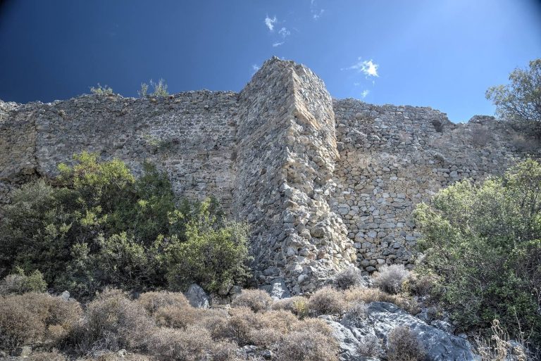 Softa Castle: A Late Roman and Byzantine Fortress in Türkiye