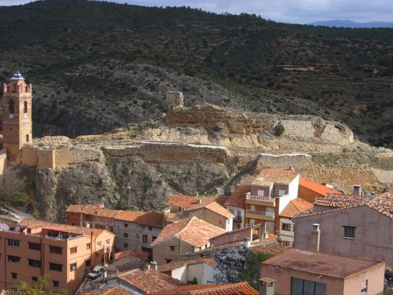 Castle of Castielfabib: A Strategic Fortress and Church-Fortress in Spain
