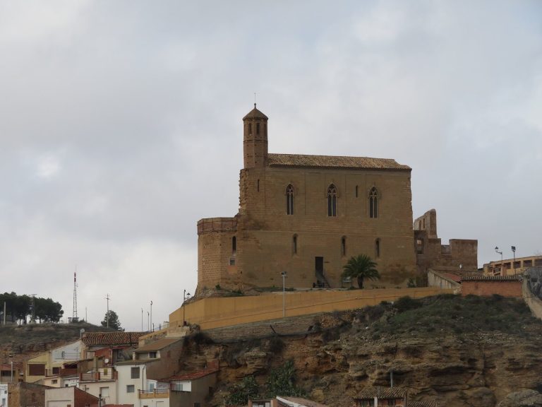 Castillo Palacio Arzobispal: Gothic Archbishop’s Castle-Palace in Spain
