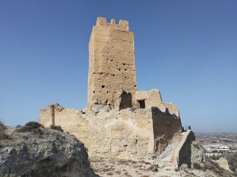 Castle of Cadrete: An Islamic Fortress in Spain