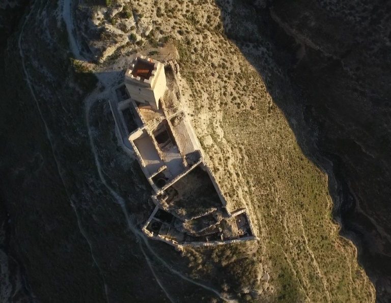 Castle of Cadrete: An Islamic-Origin Fortress in Aragón