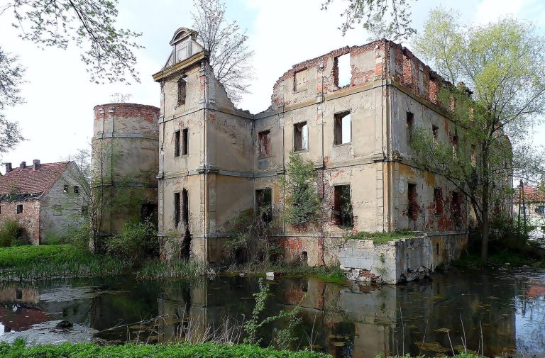 Ruins of the Baroque Castle in Czernina, Poland