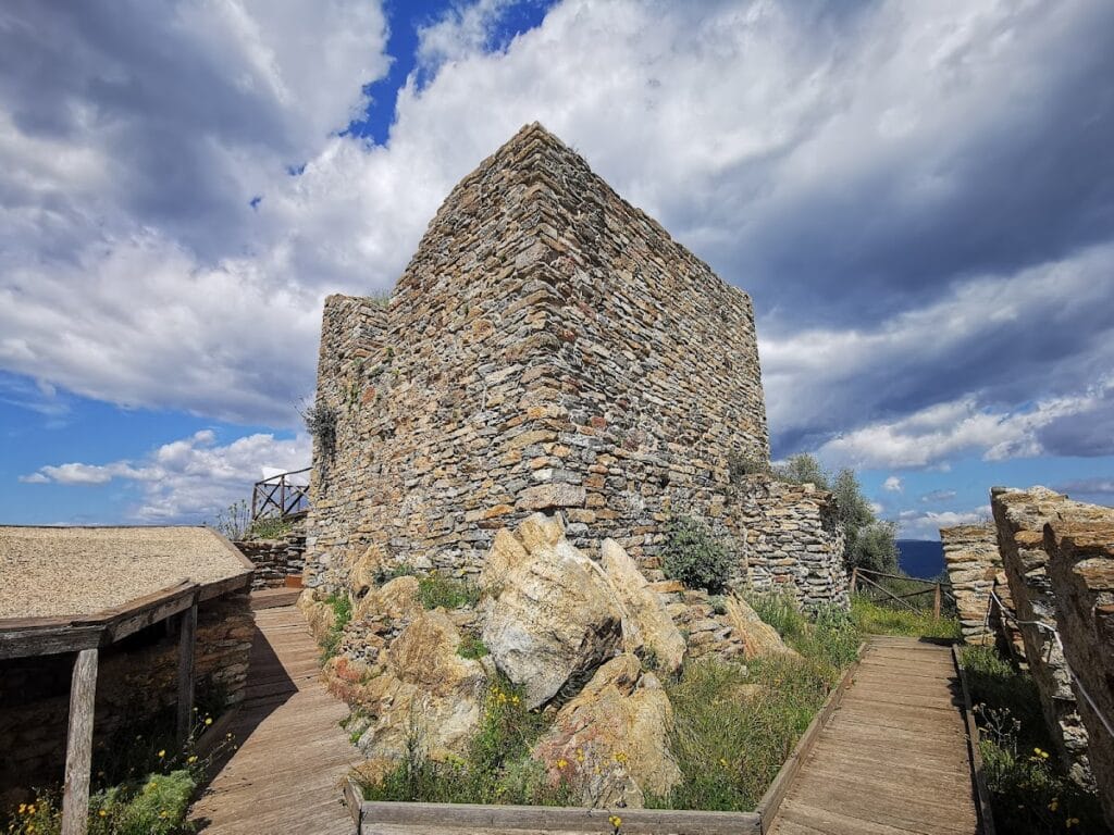 Sassai Castle: A Twelfth-Century Frontier Fortress in Sardinia 2 Sassai Castle