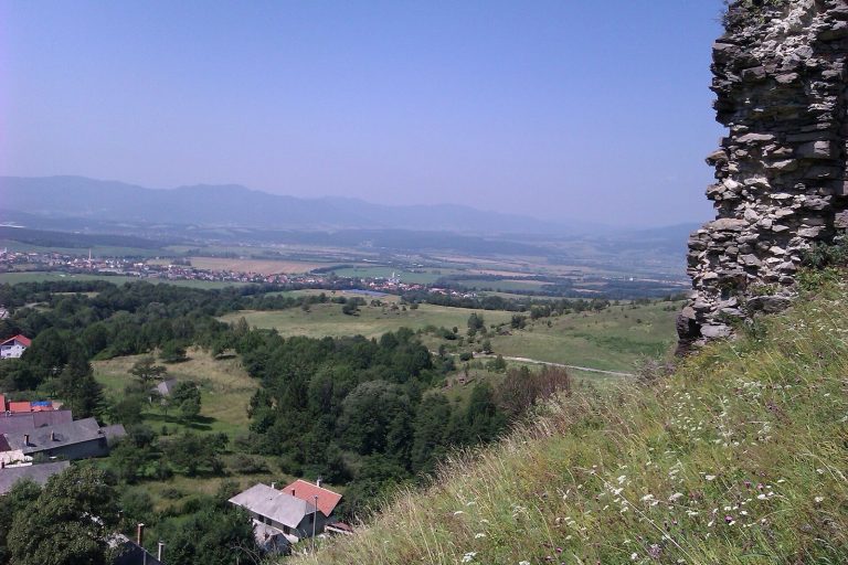 Sivý Kameň Castle: A Medieval Royal Guard Post in Slovakia