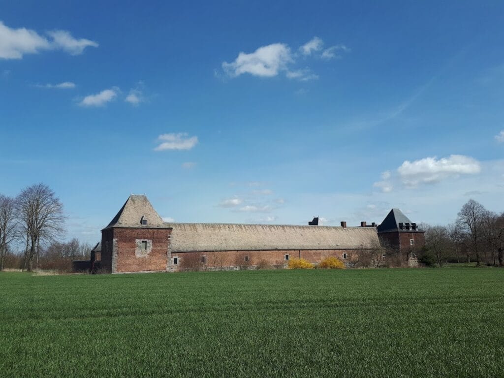 Fernelmont Castle: A Château-Ferme Residence in Belgium 2 Fernelmont Castle