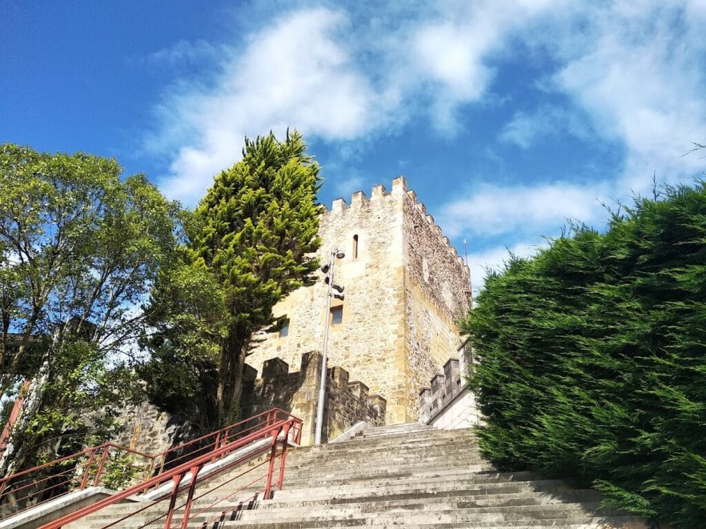 Casa de Juntas de Avellaneda: Historic Assembly Site in Sopuerta, Spain 8 Casa de Juntas de Avellaneda