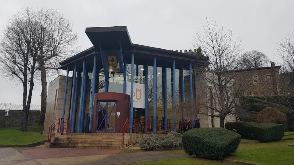 Casa de Juntas de Avellaneda: Historic Assembly Site in Sopuerta, Spain 10 Casa de Juntas de Avellaneda