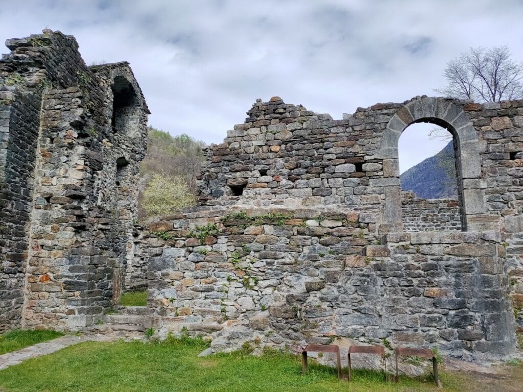 Serravalle Castle: A Medieval Fortress in Switzerland 7 Ruins of the medieval castle Serravalle
