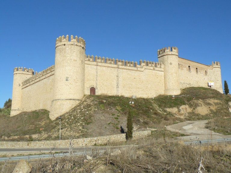 Castle of Maqueda: A Fortress in Toledo, Spain