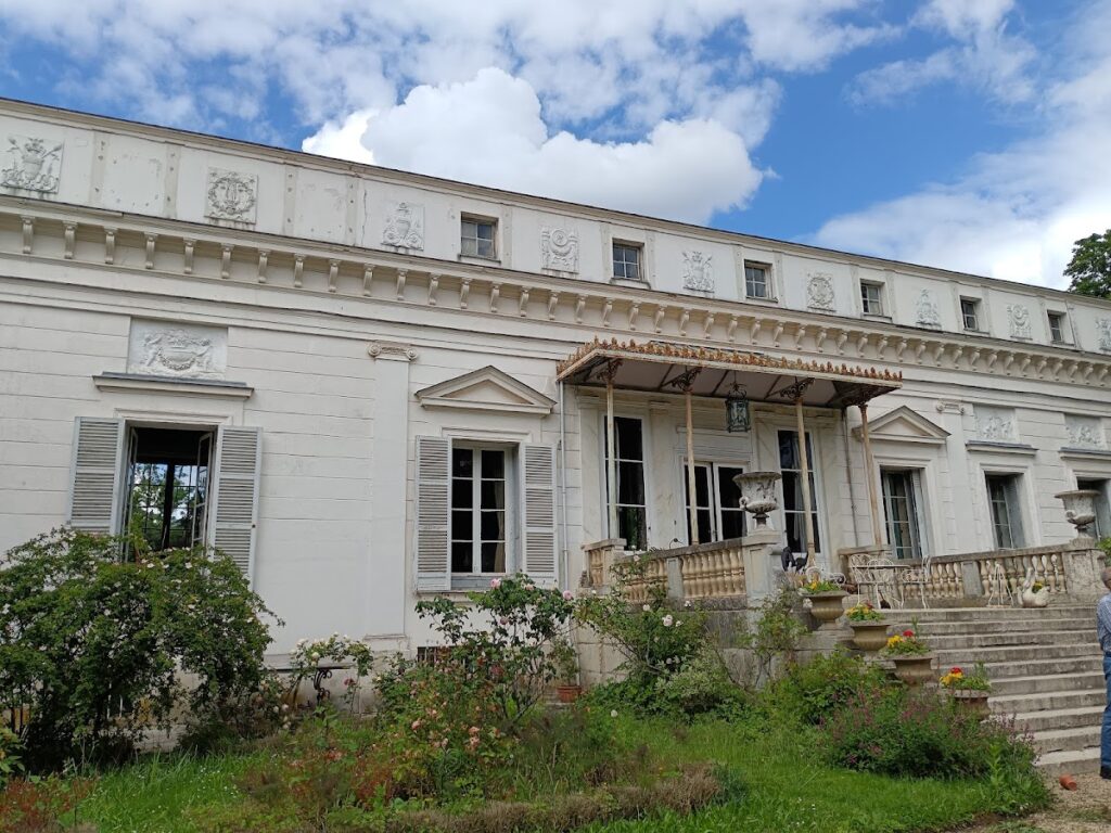 Château de la Petite Malmaison: A Historic French Empire Estate in Rueil-Malmaison 7 Château de la Petite Malmaison