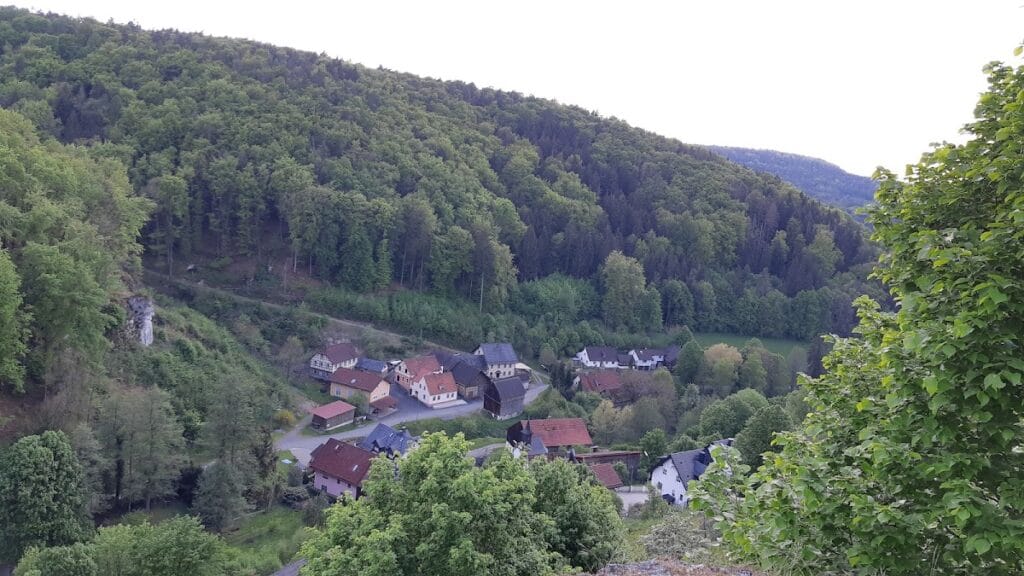 Burgstall Niesten: A Medieval Castle and Administrative Seat in Germany 2 Burgstall Niesten