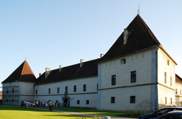 Mikó Castle: A Late-Renaissance Fortress in Romania