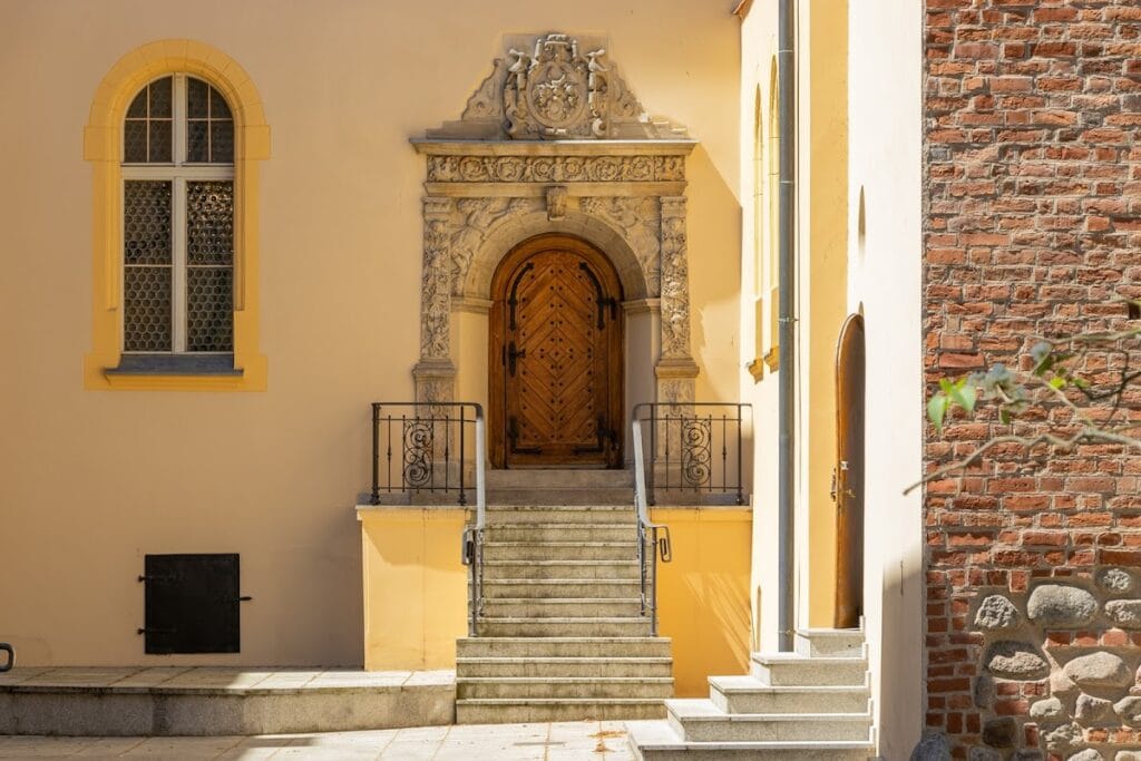 Osieczna Castle: A Medieval Stronghold and Historic Residence in Poland 5 Osieczna Castle