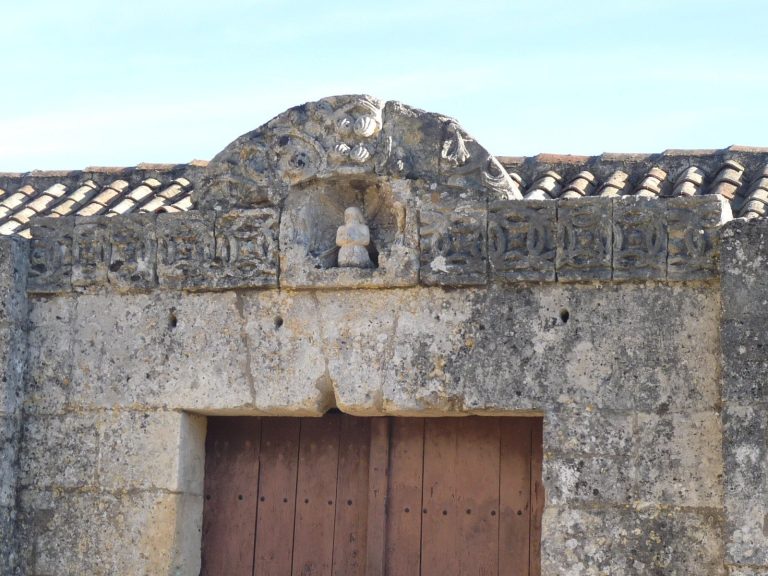 Château de la Tranchade: A Medieval Stronghold at Garat
