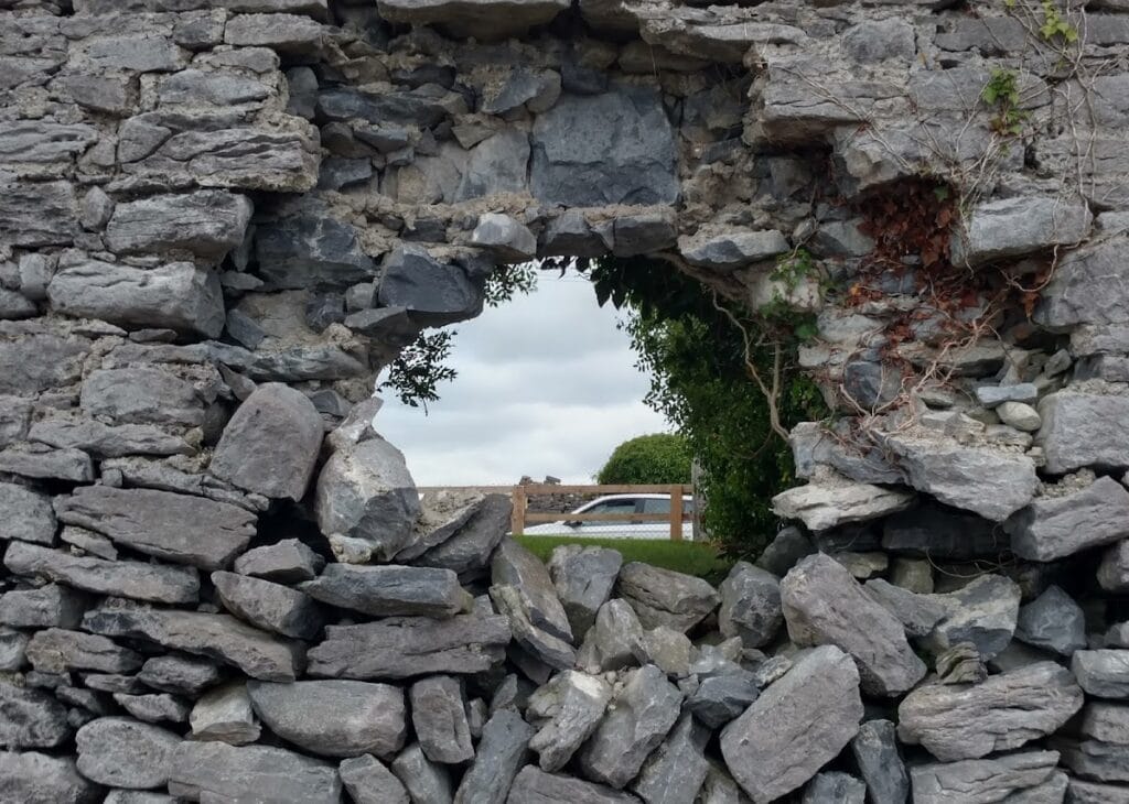 Shanmuckinish Castle: A Fifteenth-Century Tower House in Ireland 5 Shanmuckinish Castle