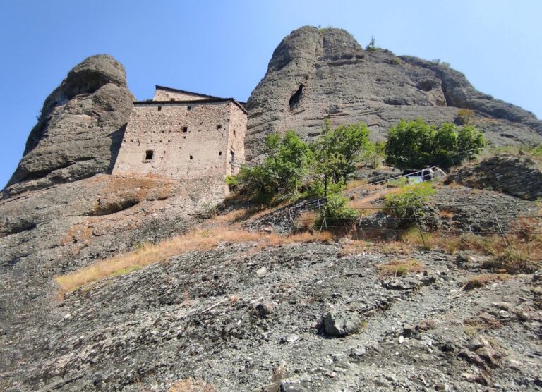 Castello della Pietra: A Medieval Fortress in Vobbia, Italy