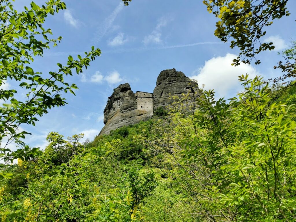 Castello della Pietra: A Medieval Fortress in Vobbia, Italy 7 Castello della Pietra