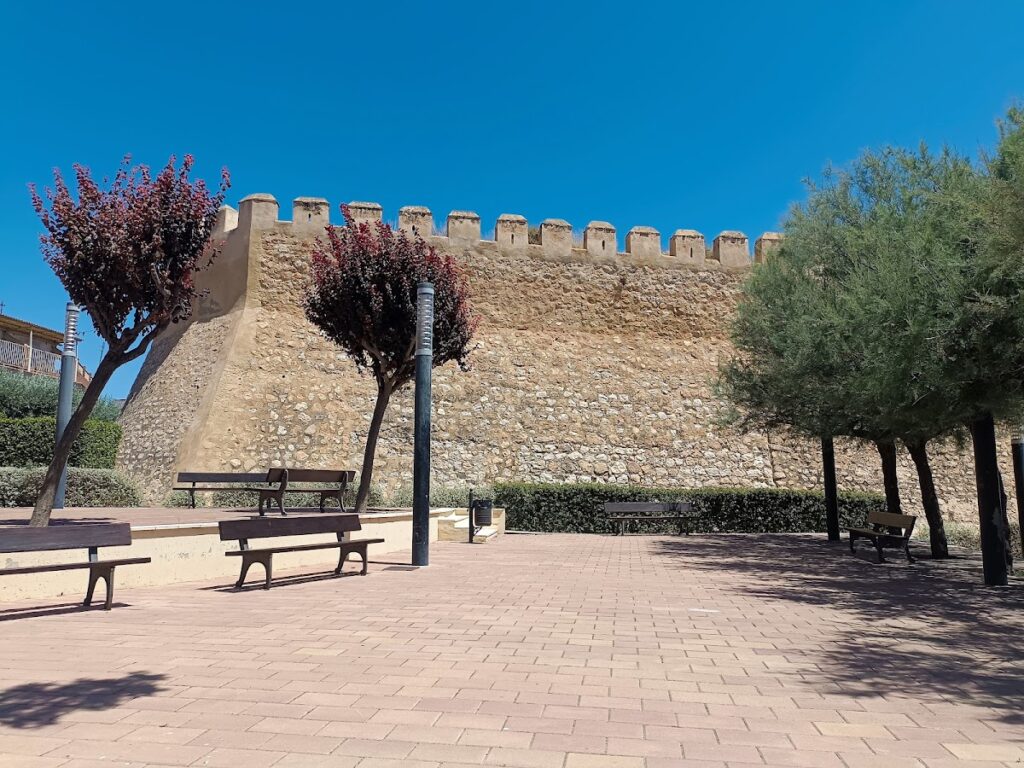 Castillo de Caudete: A Historic Fortress in Caudete, Spain 6 Castillo de Caudete