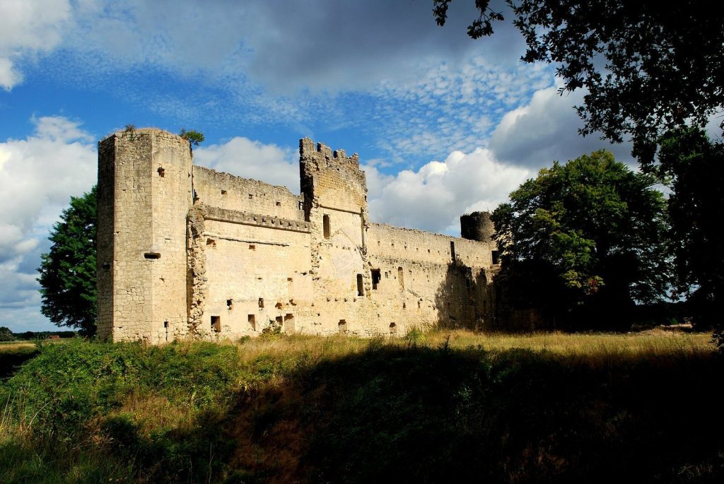 Château de Budos: A Medieval Fortified Castle in France 2 Château de Budos