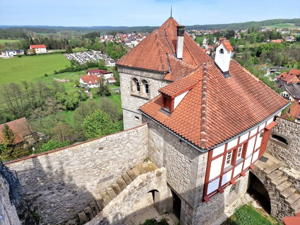Burg Veldenstein: A Medieval Hilltop Castle in Bavaria 2 Burg Veldenstein