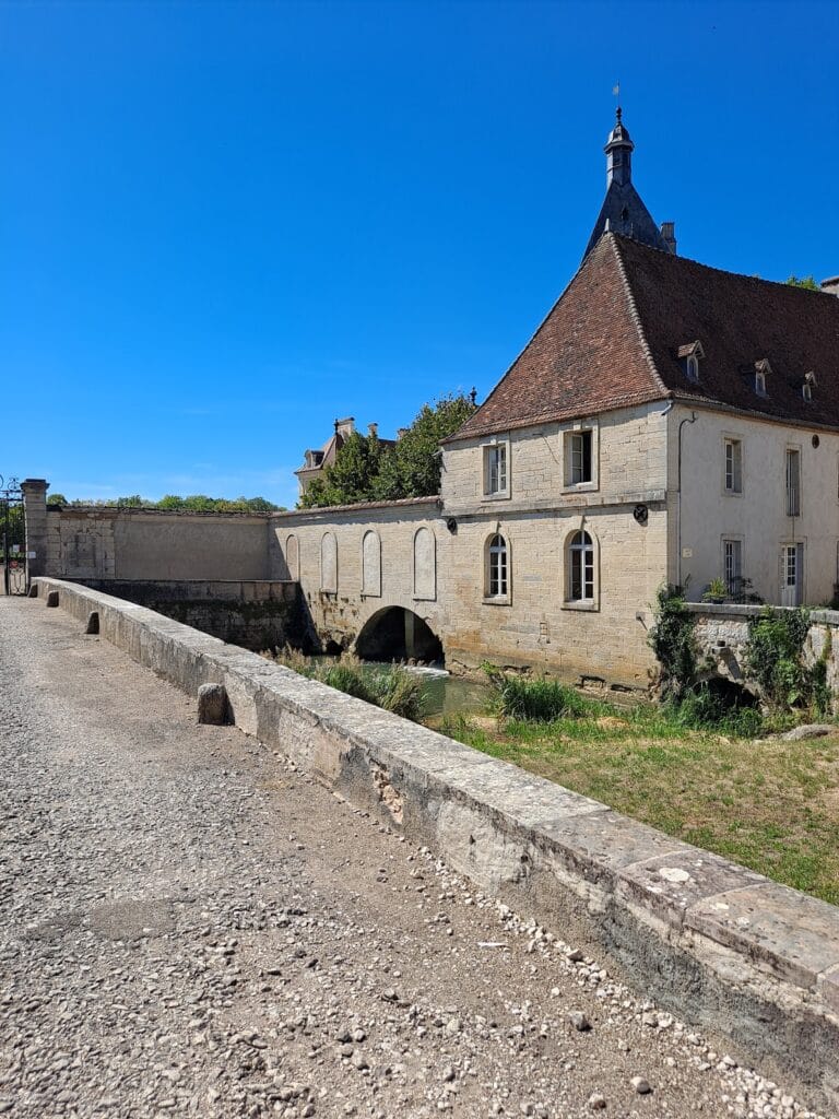 Château de Talmay: Medieval Donjon and Eighteenth-Century Residence 3 Château de Talmay